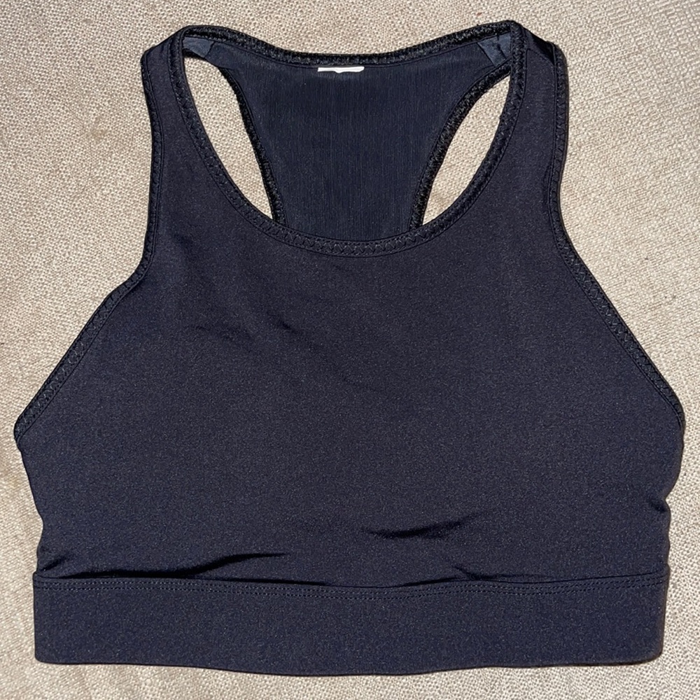 Fabletics Mila medium impact Sports Bra - Medium- B